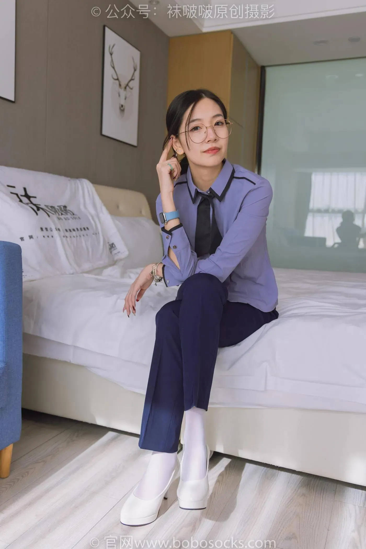 [BoBoSocks袜啵啵]NO.178 小甜豆-高跟鞋、厚白丝、ol风裤里丝 [140P]插图5